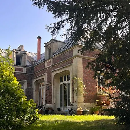 Casa de férias Les écuries Du Château *